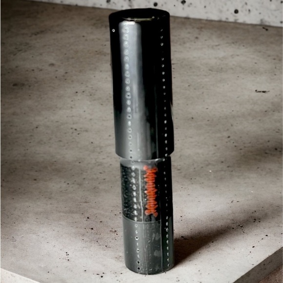 NWT REINA REBELDE Mini Bold Lip Color Stick in Divina - Picture 2 of 3